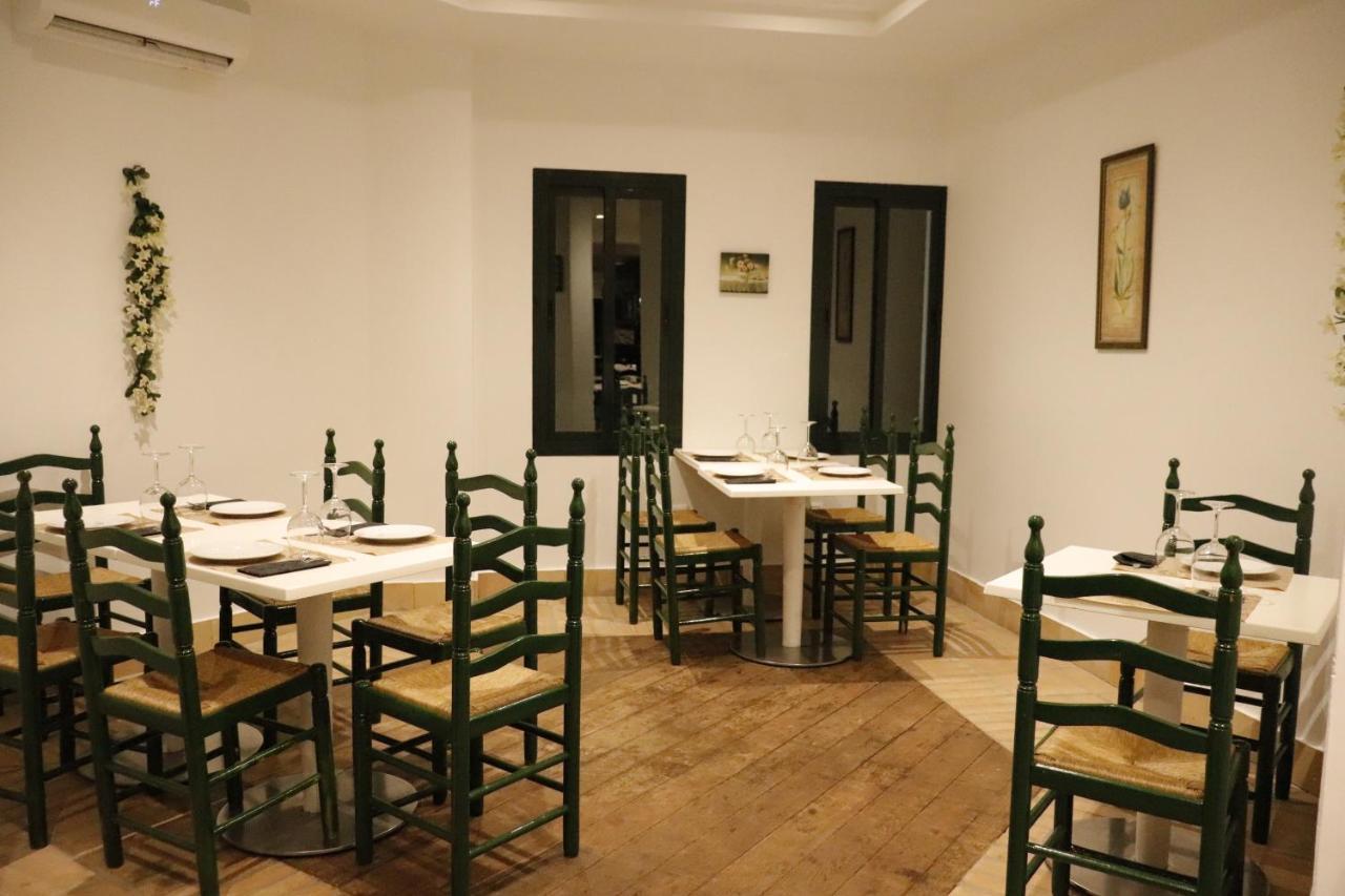 Hostal Restaurante Benalup Golf Экстерьер фото